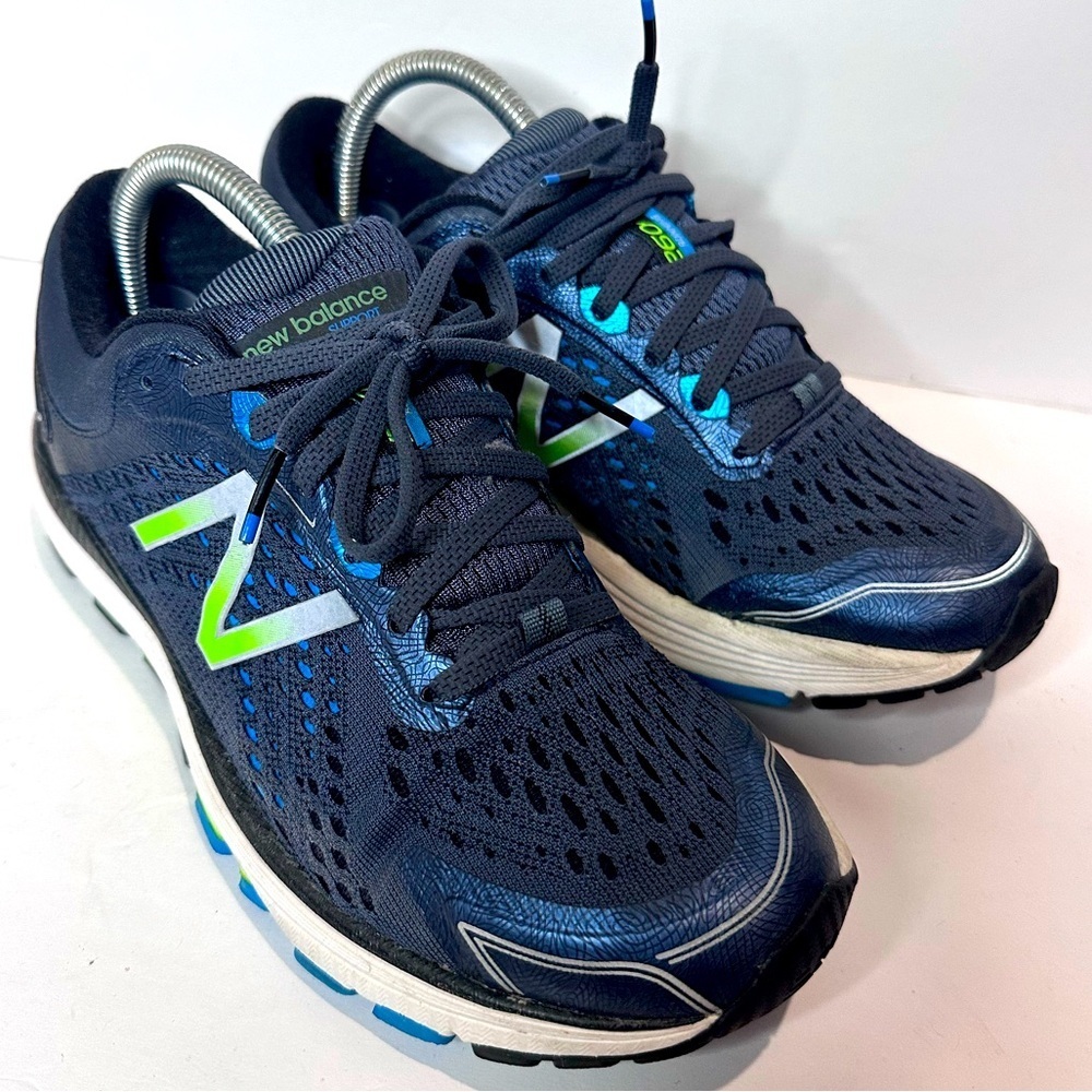 New Balance Blue and Green Athletic Shoes with Breathable Mesh